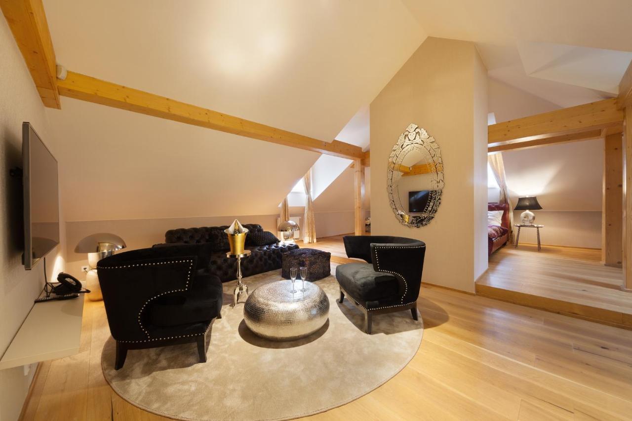 Hotel Panství Dlouhá Lhota Esterno foto